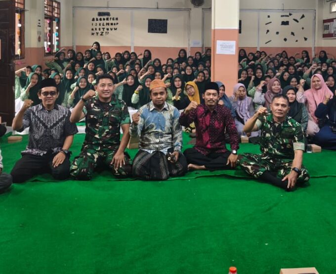 Apel Pagi dan Pembinaan Wali Santri oleh Komite SMP Al Mas'udiyyah Blater