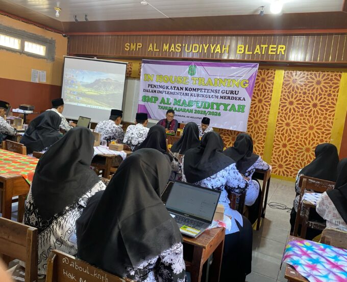 Tingkatkan Kualitas Pembelajaran! Guru SMP Al Mas'udiyyah Blater Ikuti IHT Implementasi Kurikulum Merdeka